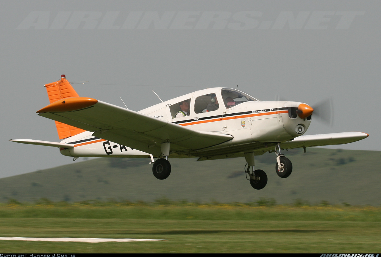 Piper 140